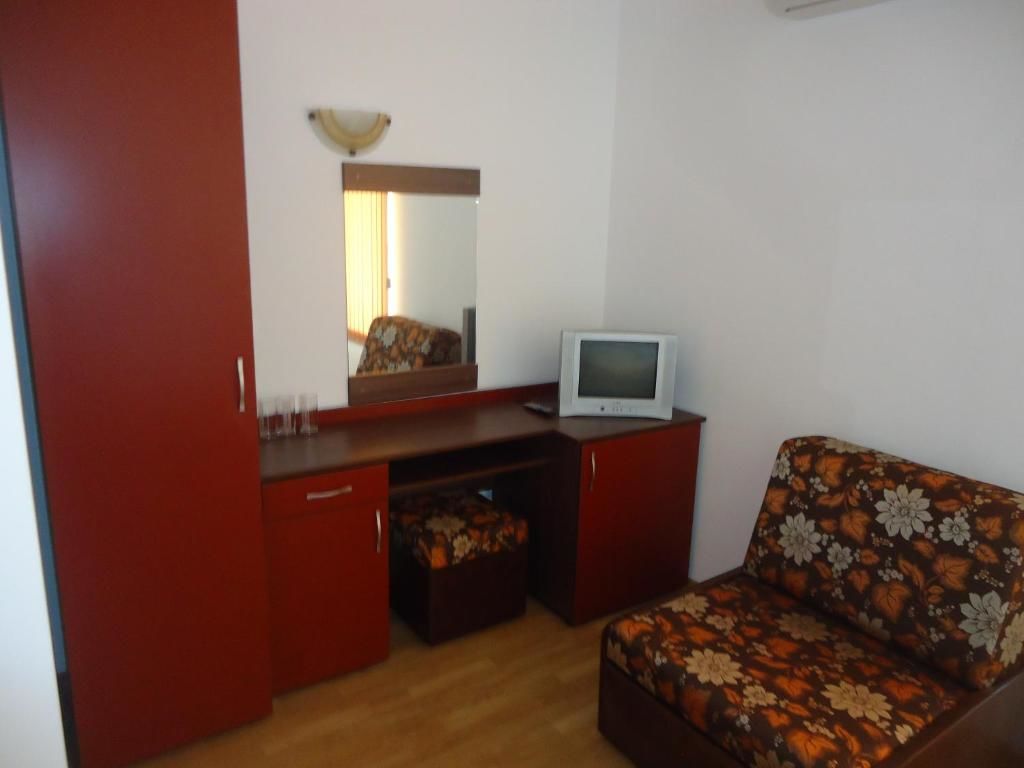 Гостевой дом Adri Guest House Несебр-55